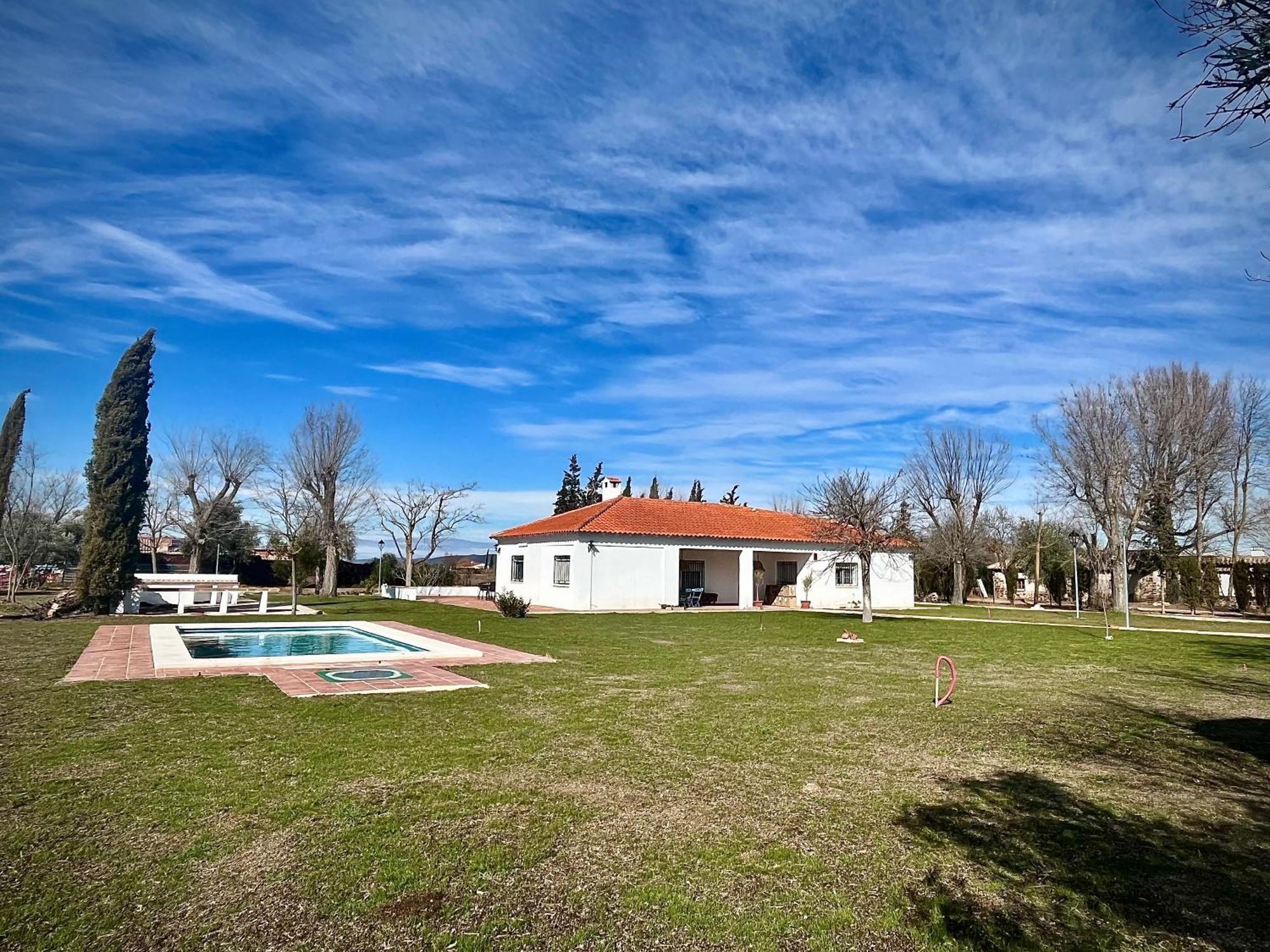 Villa Mercedes Argamasilla de Calatrava Eksteriør bilde