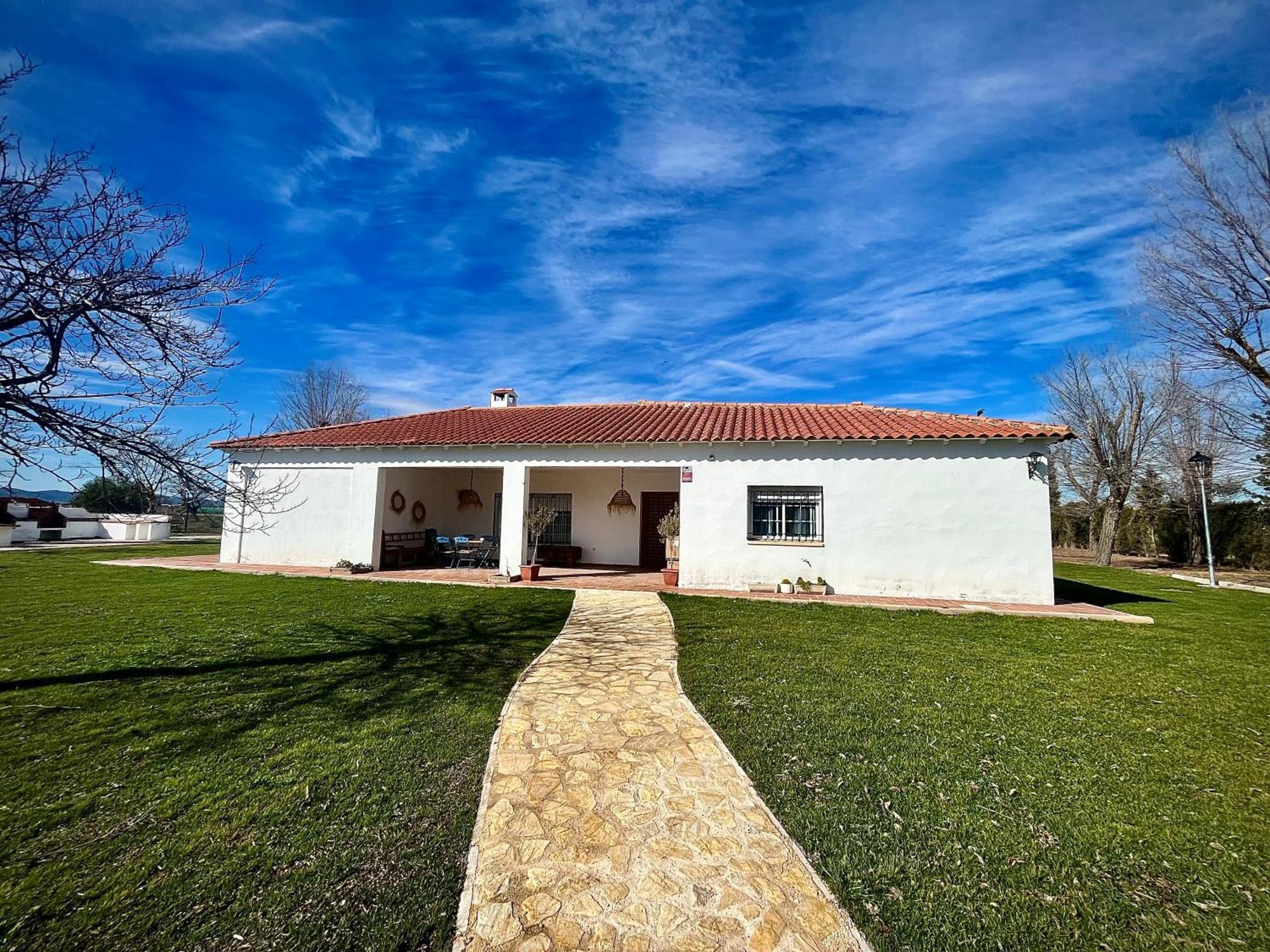 Villa Mercedes Argamasilla de Calatrava Eksteriør bilde